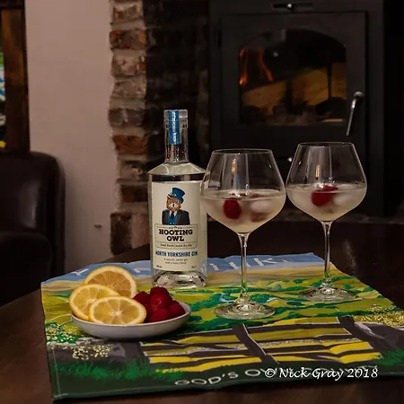 Holly-garth Helmsley